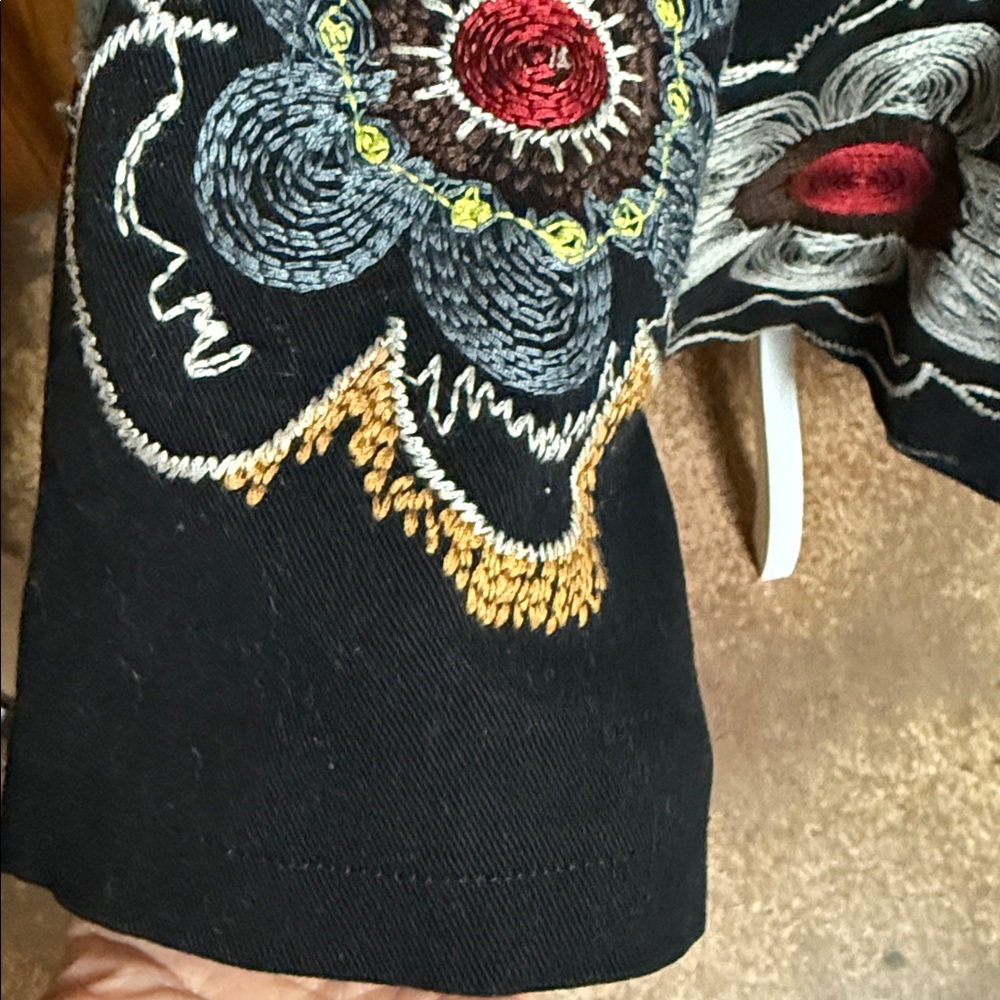 Paparazzi Embroidered Black Floral Women's Coat Size Large. - Picture 6 of 8